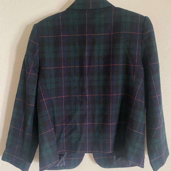 Vintage Sag Harbor Petite Green and Navy Blue Plaid Blazer - Picture 4 of 4